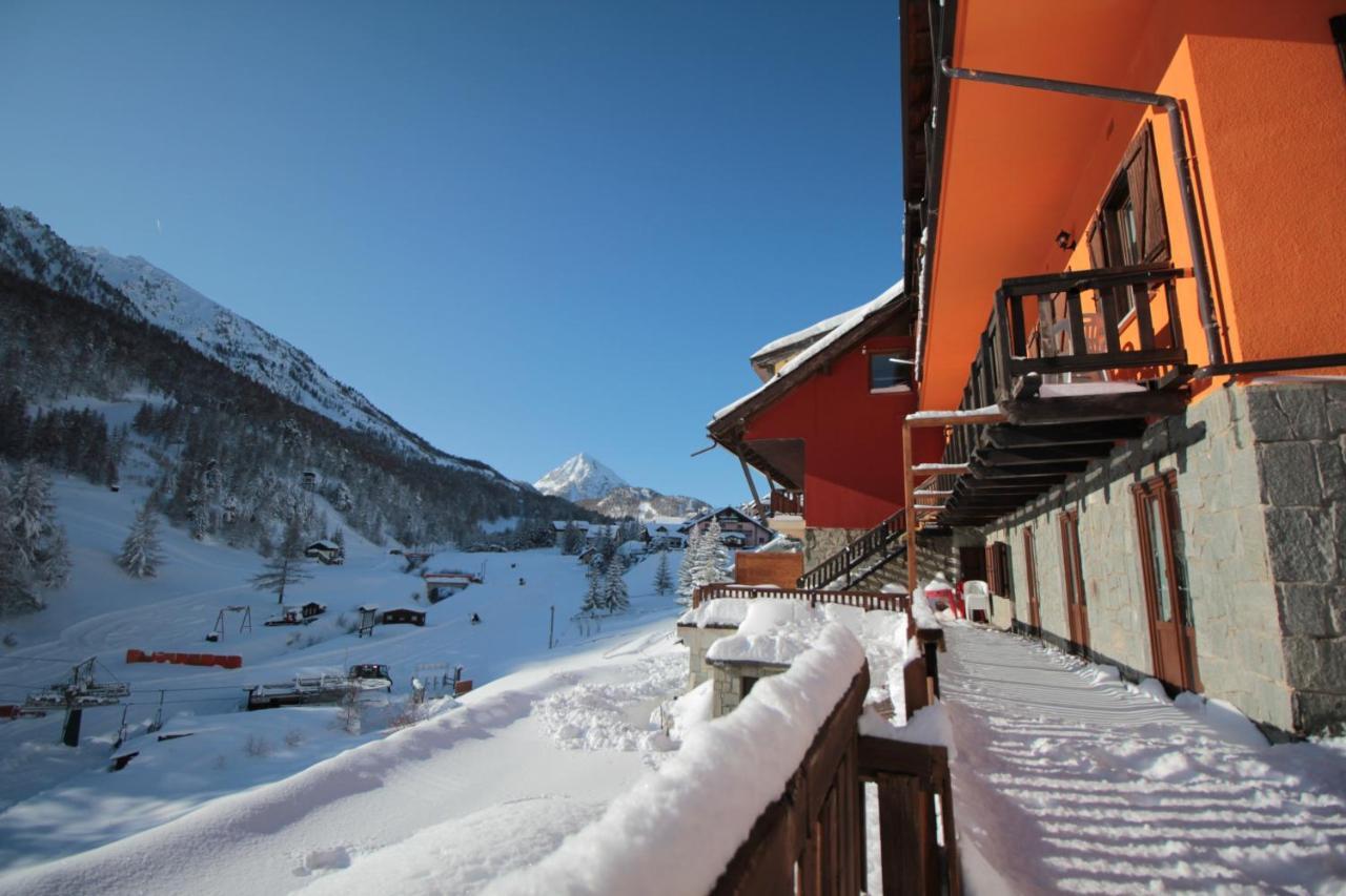 Hotel Al Foiron Claviere Exterior foto